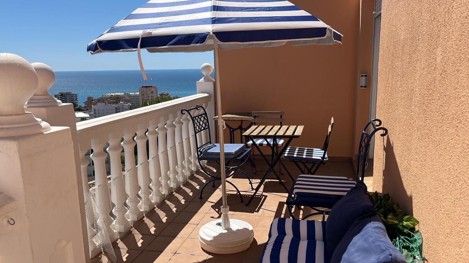 Blue Summer - Atico - Penthouse Фуэнхирола Экстерьер фото